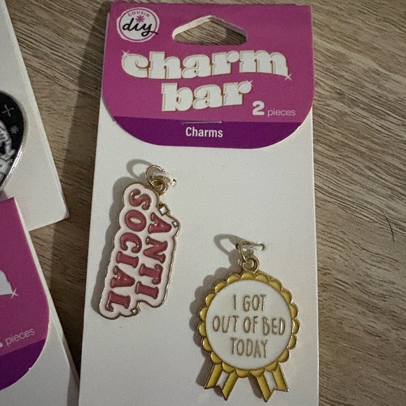 Charm bracelet set - Picture 2 of 6